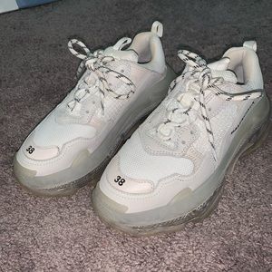 Balenciaga Triple S Sneaker-clear sole